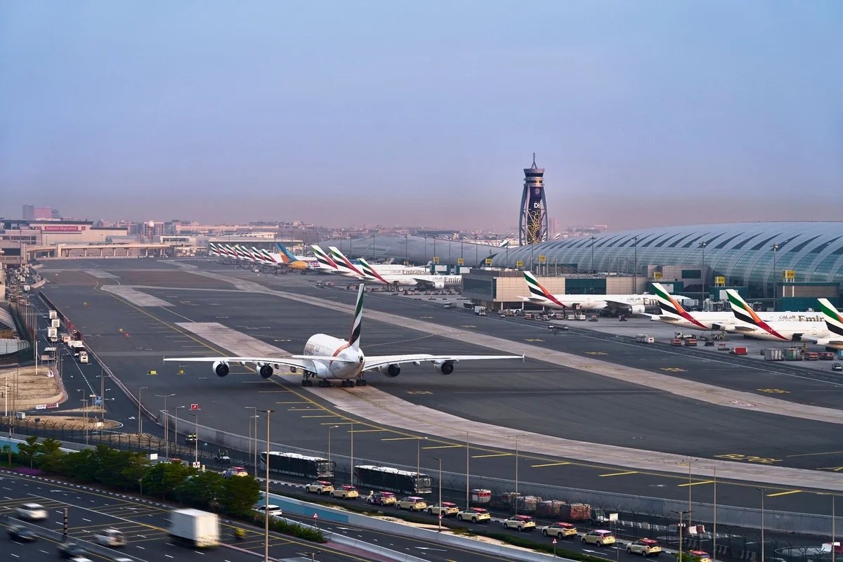Dubay və Şarcaya aviareyslərdə ləngimələr var