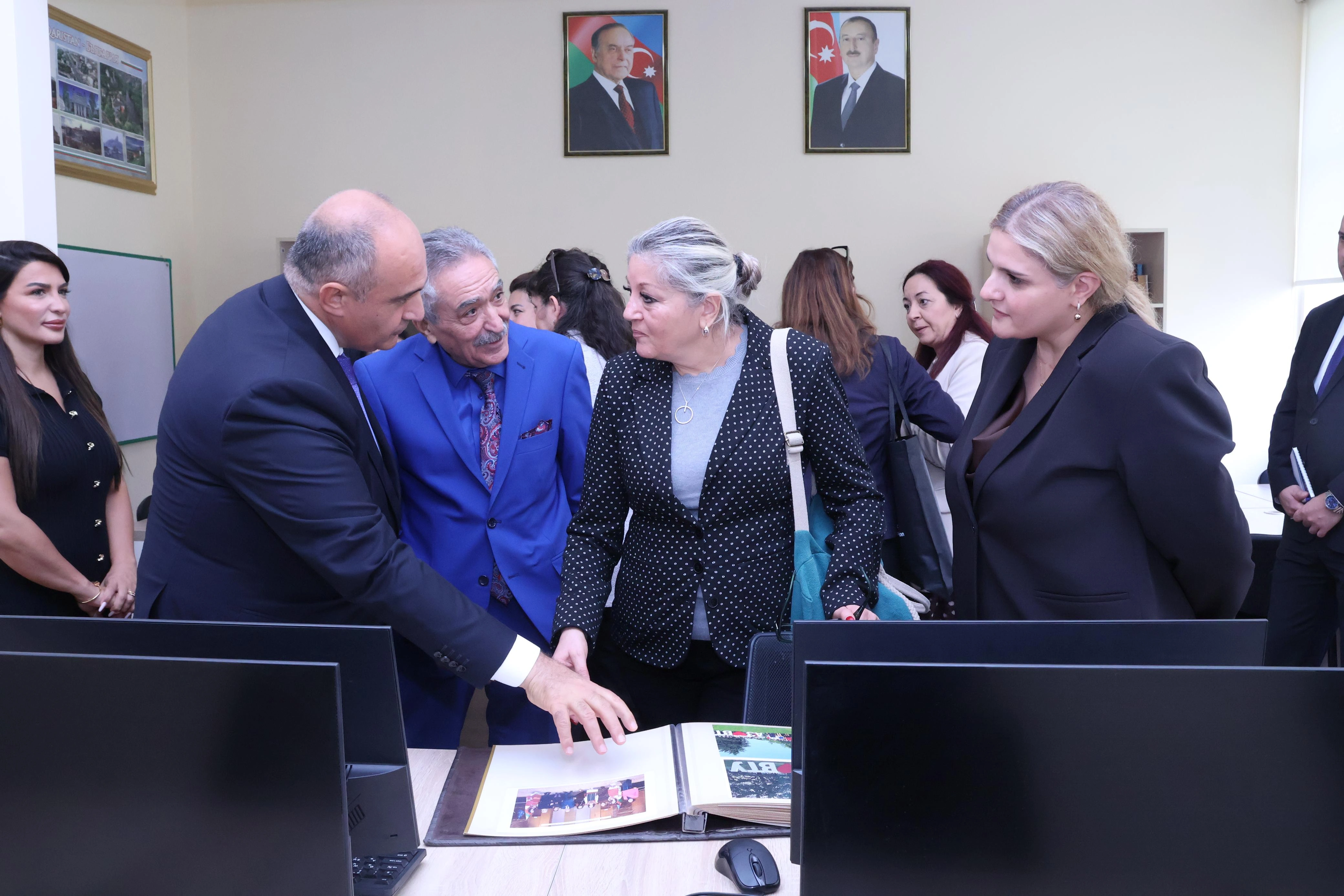 BSU Şumen Universiteti ilə əməkdaşlığa dair memorandum imzaladı - FOTOLAR