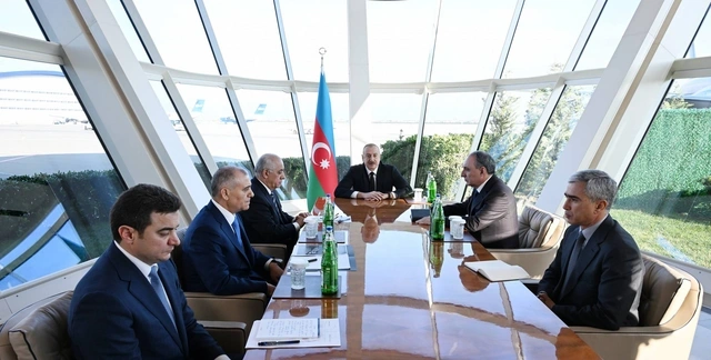 AZAL-a məxsus sərnişin təyyarəsinin Qazaxıstanda qəzaya uğramasından bir il ötür - FOTO