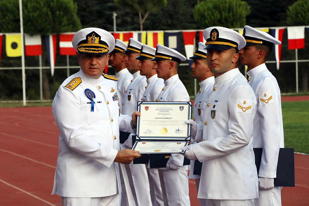 Türkiyədə təhsilini bitirən Azərbaycan Ordusunun hərbi qulluqçularına diplomlar təqdim edildi - FOTO/VİDEO