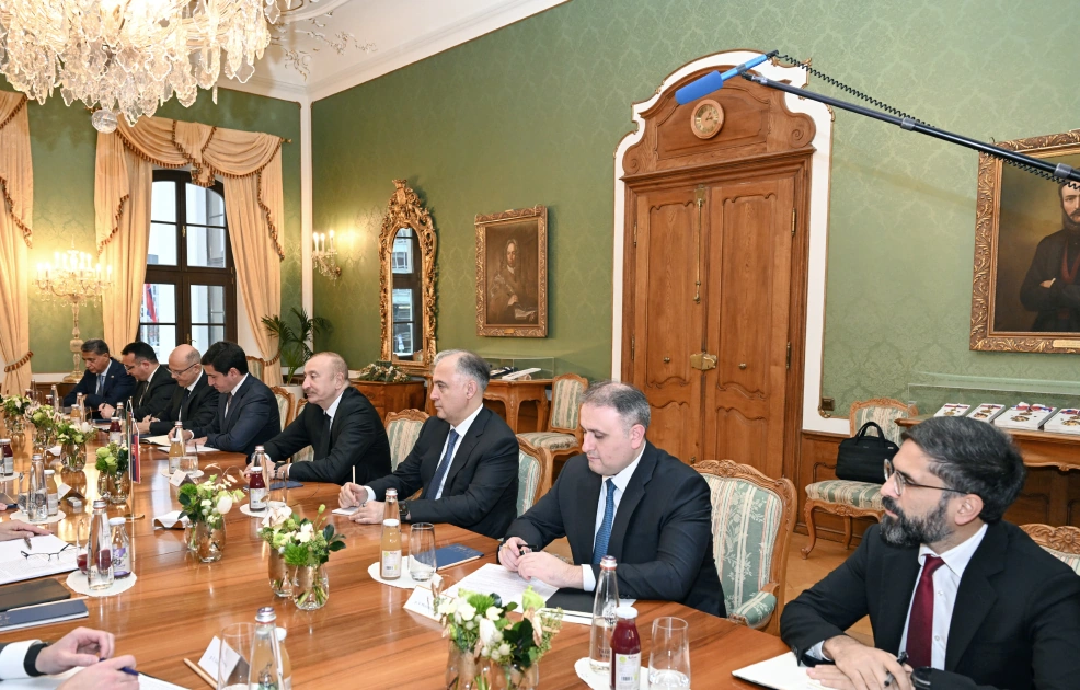 Bratislavada Azərbaycan Prezidenti İlham Əliyevin Slovakiya Prezidenti ilə geniş tərkibdə görüşü olub - FOTO - YENİLƏNİB