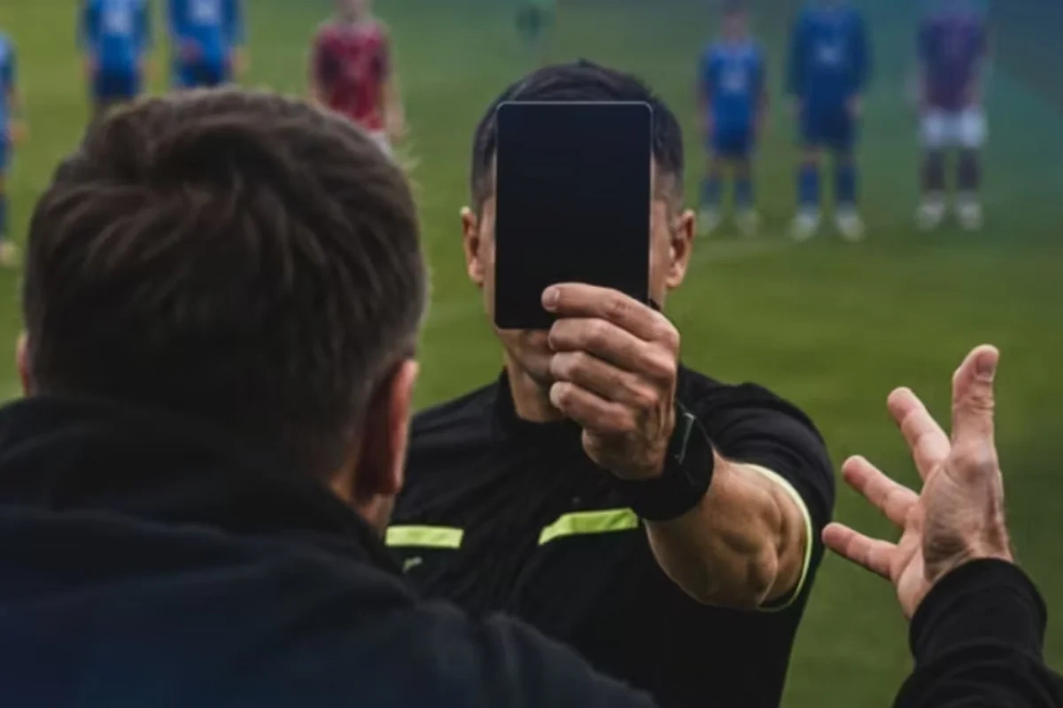 Rumıniyada uşaq futbolunda qara kart tətbiq edilib