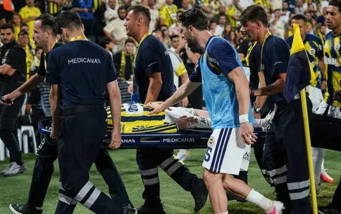 "Fənərbağça" başından xəsarət alan Kerem Aktürkoğlunun durumunu açıqladı