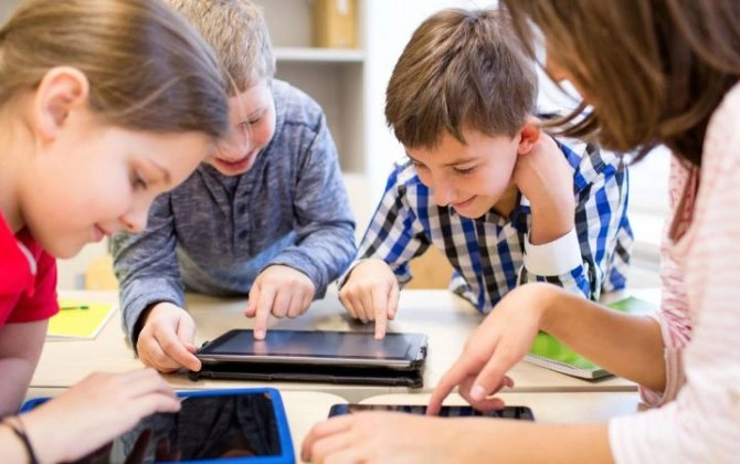 “Uşaq və yeniyetmələrin internetin zərərli təsirlərindən qorunması milli təhlükəsizliyimizin mühüm tərkib hissəsidir”