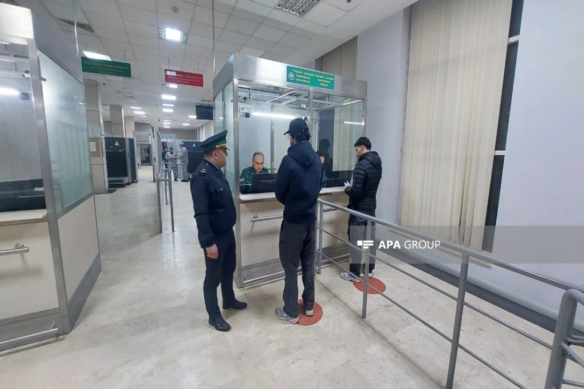 İtaliyanın İrandakı səfiri və səfirlik əməkdaşları Azərbaycan vasitəsilə təxliyə olunub - FOTO