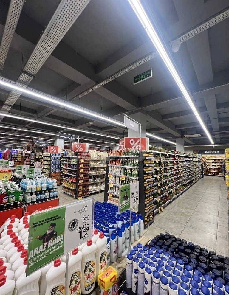 Bakıda məşhur supermarket obyekti təcili satışa çıxarıldı - 7 milyon