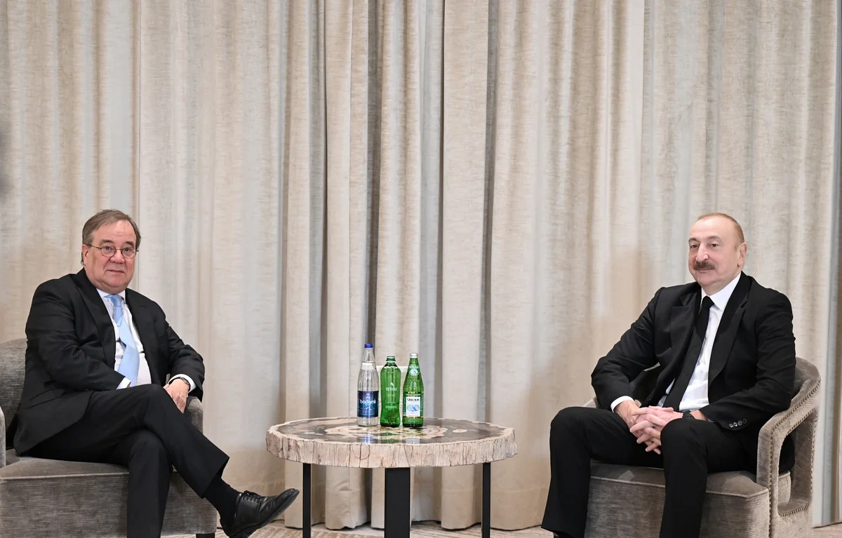 İlham Əliyev Münhendə Bundestaqın xarici siyasət komitəsinin sədri ilə görüşüb - FOTO