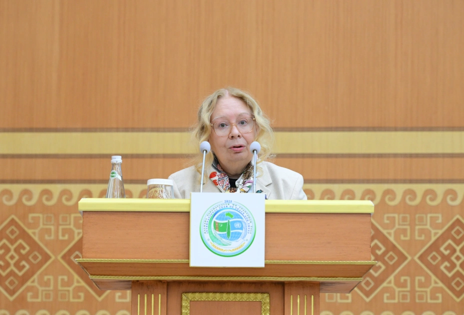 Leyla Əliyeva Türkmənistanda beynəlxalq konfransda iştirak edib - FOTO
