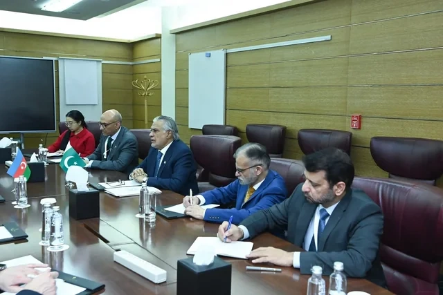 Azərbaycan və Pakistan XİN başçıları regional məsələləri müzakirə ediblər - FOTO