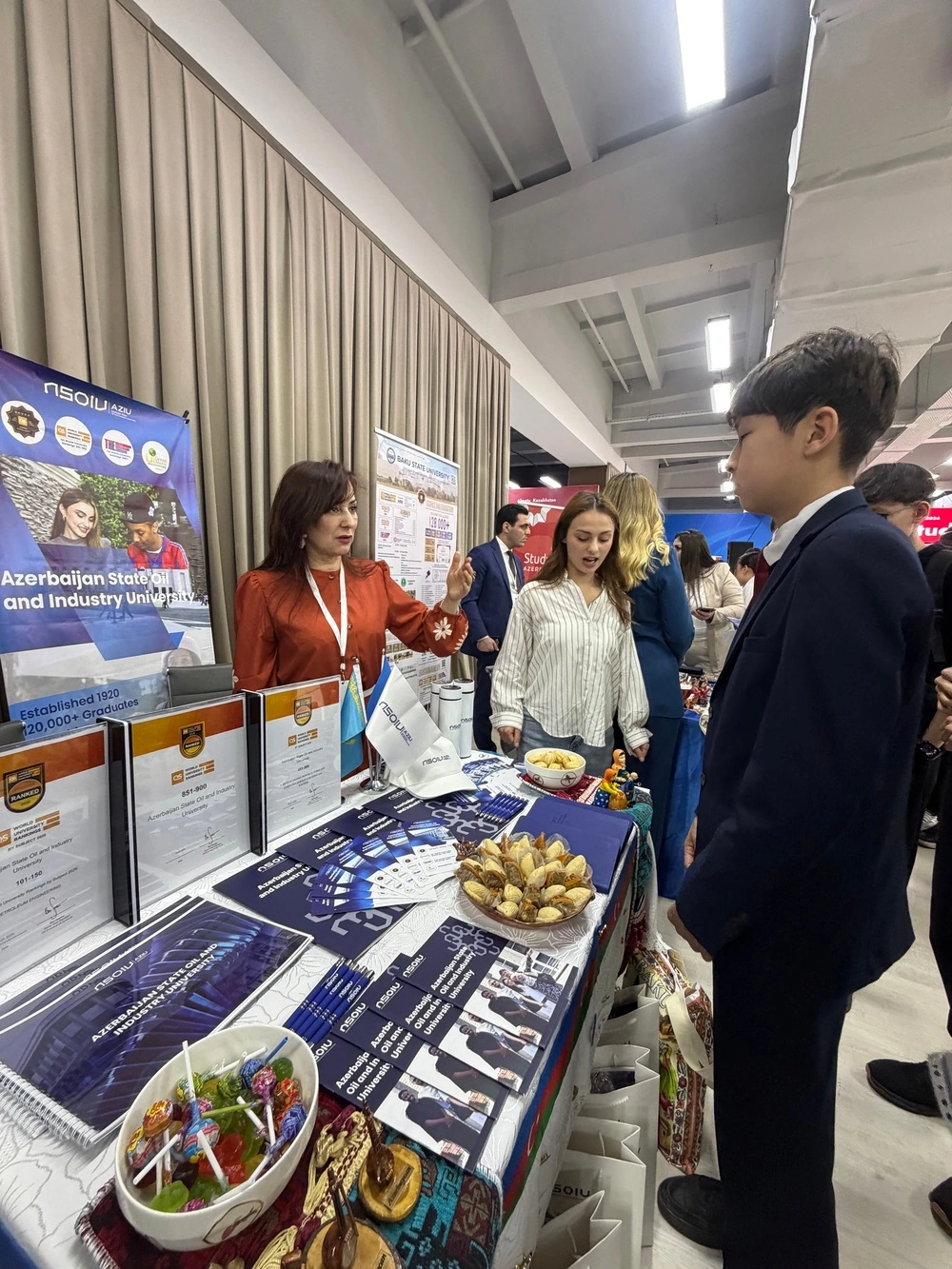 ADNSU Almatıda keçirilən “Study in Azerbaijan” sərgisində yüksək səviyyədə təmsil olundu - FOTO