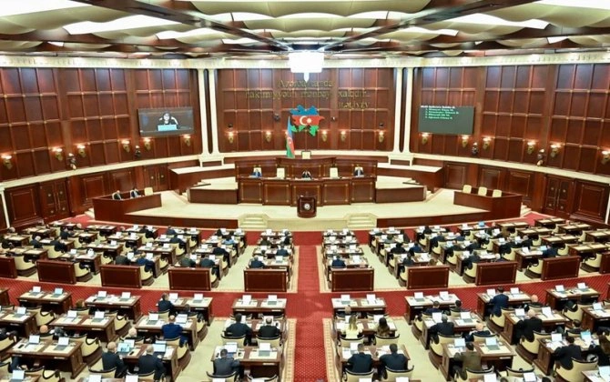 Deputatlar bu gün 22 məsələ barədə qərar verəcək