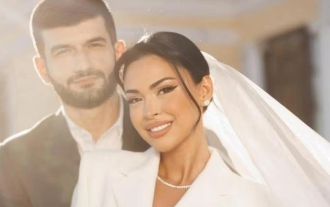 Razi qalmaqalla boşandığı ərinin fotosunu paylaşdı