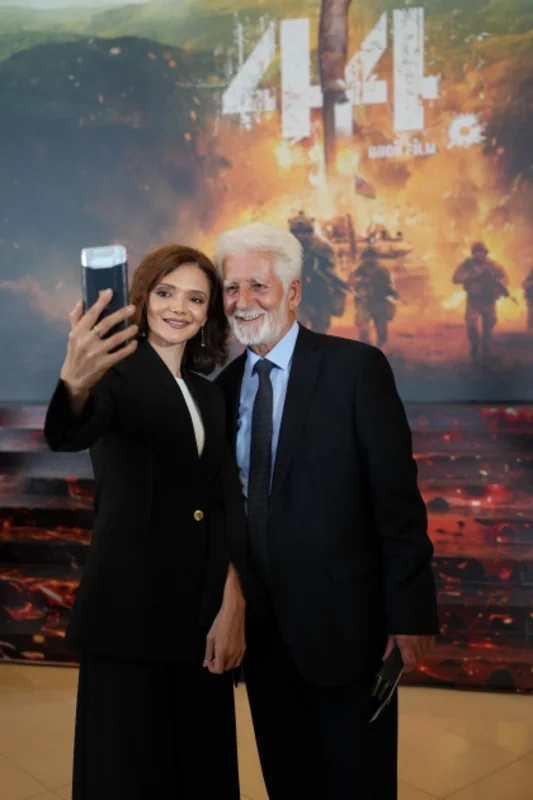 "44" bədii filminin premyerası baş tutub: Arzu Əliyeva və Alyona Əliyeva təqdimatda iştirak ediblər
