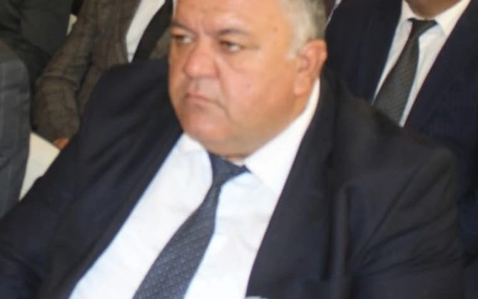 İşdən çıxarılan baş memar: "Ərizəni özüm təqdim etmişəm"