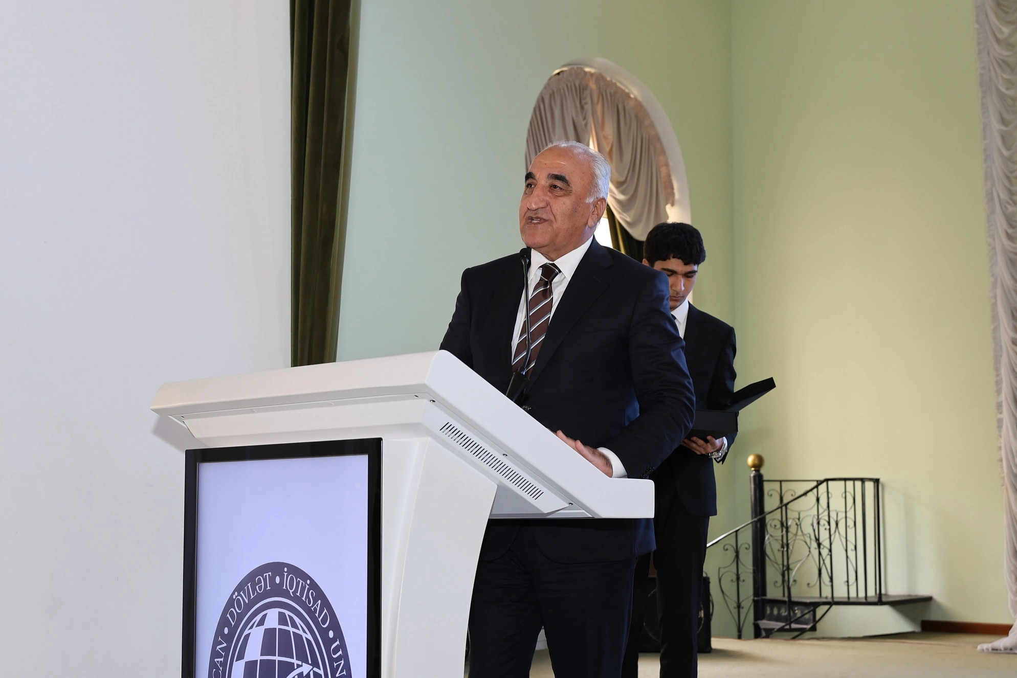 PASHA Holdingin Baş İcraçı Direktoru UNEC tələbələri üçün master-klass keçib - FOTO