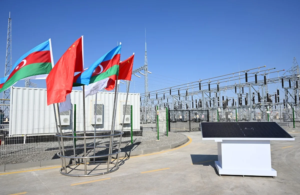 İlham Əliyev "Qobustan" Günəş Elektrik Stansiyasının açılışında iştirak etdi - FOTOLAR