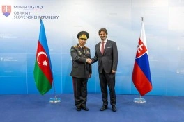 Azərbaycan ilə Slovakiya arasında hərbi əməkdaşlıq müzakirə edilib - FOTO