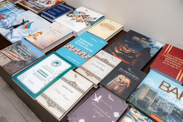 Leyla Əliyeva Bakı Beynəlxalq Multikulturalizm Mərkəzində olub - FOTO