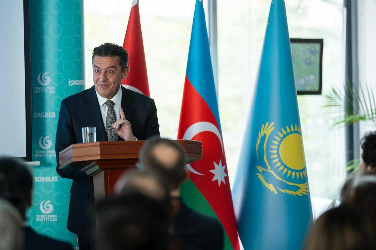 Meksikada “Türk dilləri ailəsi: ilk yazılı mətnlərdən müasir dövrə qədər” mövzusunda konfrans keçirilib - FOTO