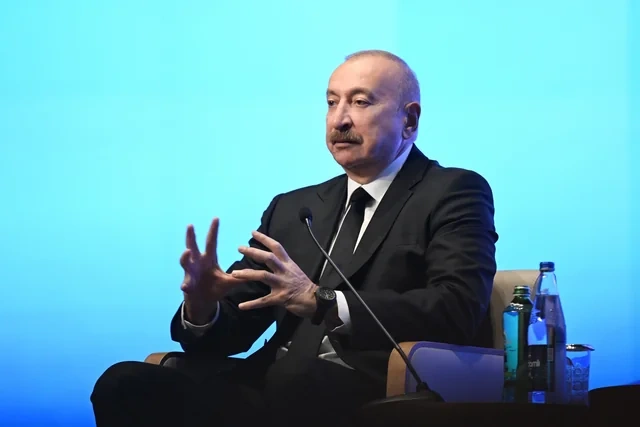 İlham Əliyev Bakıda II Azərbaycan Beynəlxalq İnvestisiya Forumunda iştirak edib - FOTO/VİDEO