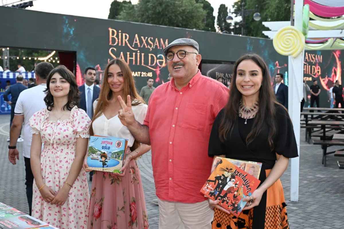 Leyla və Arzu Əliyevalar "CandyFest" yay festivalını ziyarət edib, "Sehrli mirvari" su sirki şousunu izləyiblər - FOTO