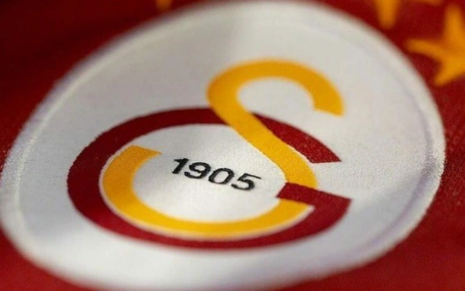 “Komo” “Qalatasaray”ın oyunçusundan əl çəkmir