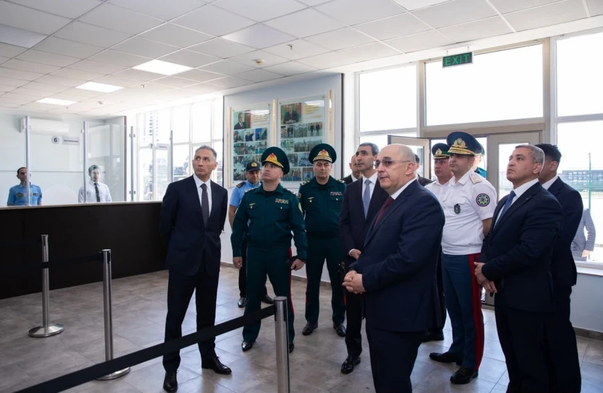 Dövlət qurumlarının nümayəndələri Bakı Limanında görülmüş işlərlə tanış olublar - FOTO