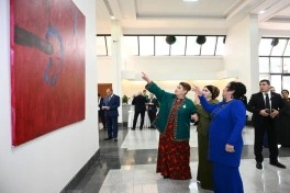 Aşqabadda MAMA “Ana təbiət” beynəlxalq incəsənət sərgisi açılıb - FOTO