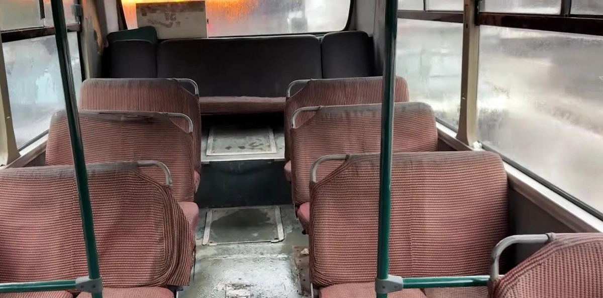 Çirkli və sınıq avtobuslar: Bakıda sərnişin daşınmasında ciddi problem - VİDEO