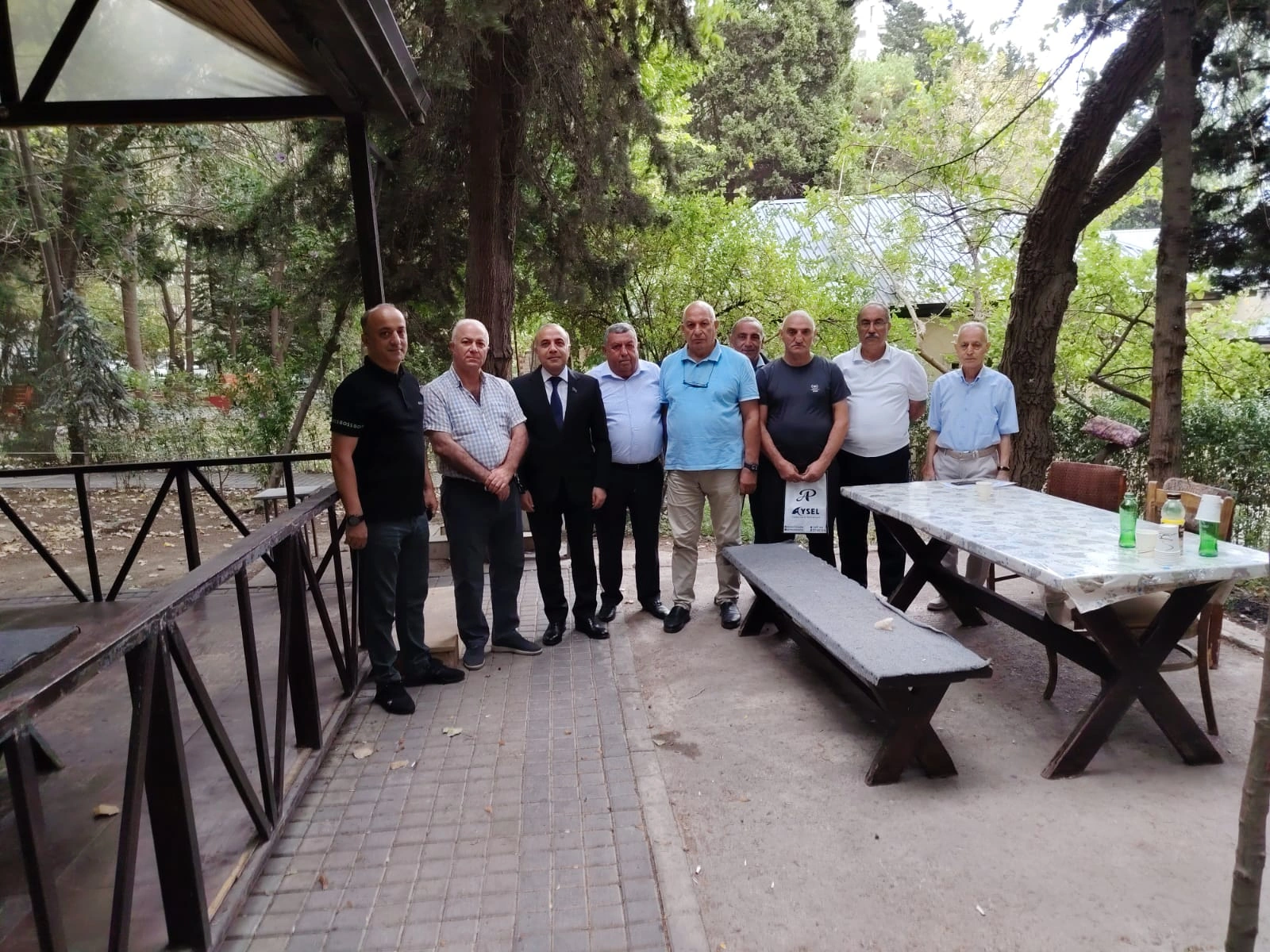 Deputat Azay Quliyev seçicilərin növbəti qəbulunu keçirib - FOTO