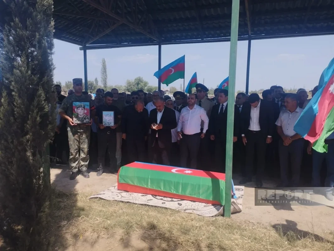 Neftçalada Birinci Qarabağ müharibəsinin itkin-şəhidi Sərdar İsmayılov dəfn edilib - FOTO