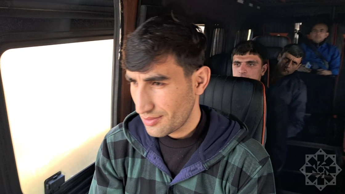Ağdərənin Vəngli kəndinə növbəti köç yola salınıb - FOTO