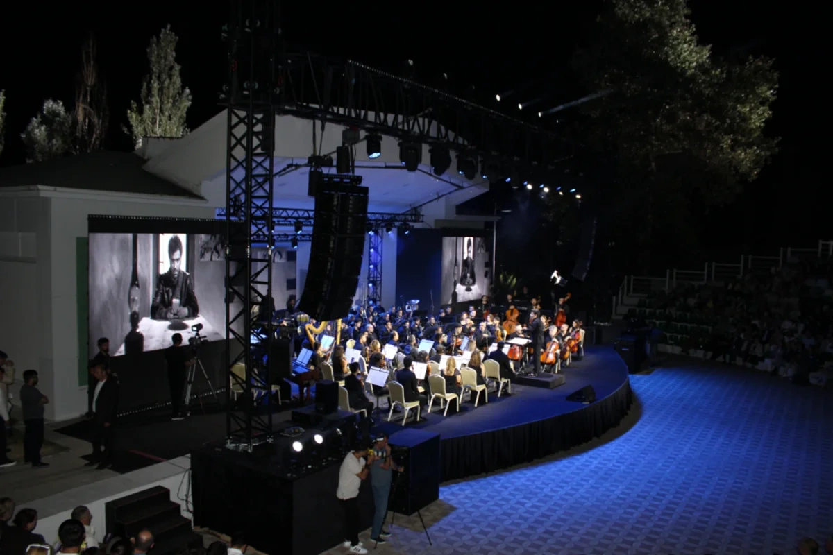İlk dəfə Qəbələ Festivalında Azərbaycan kinofimlərindən musiqilər səsləndirilib - FOTO