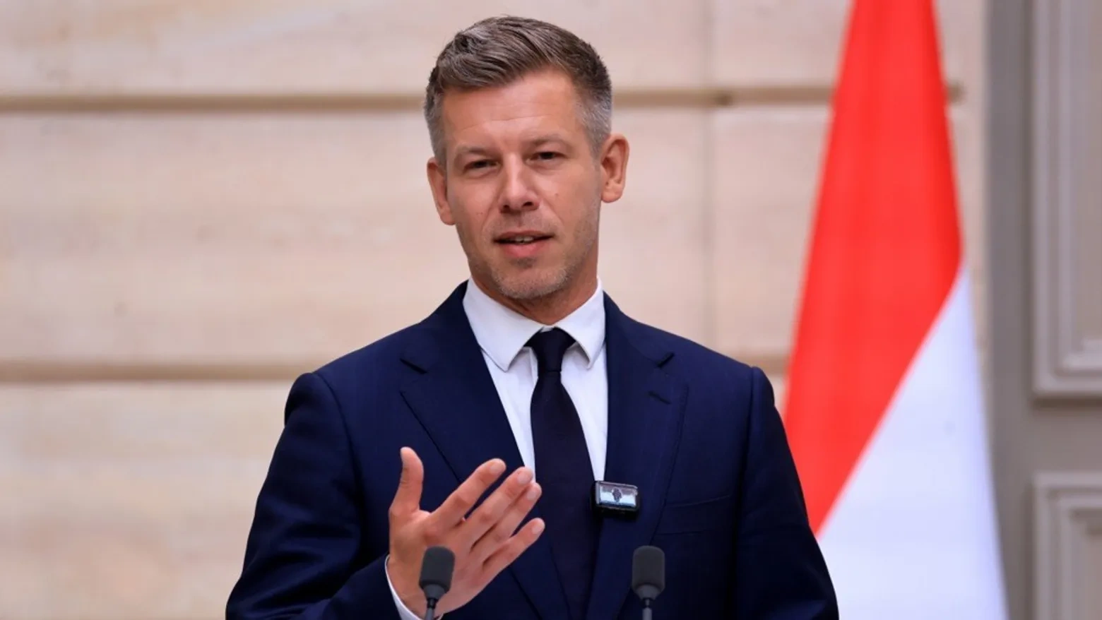 Macarıstan vetonu geri götürdü: Ukraynanın Avropa İttifaqı yolunda mühüm irəliləyiş - "Politico"