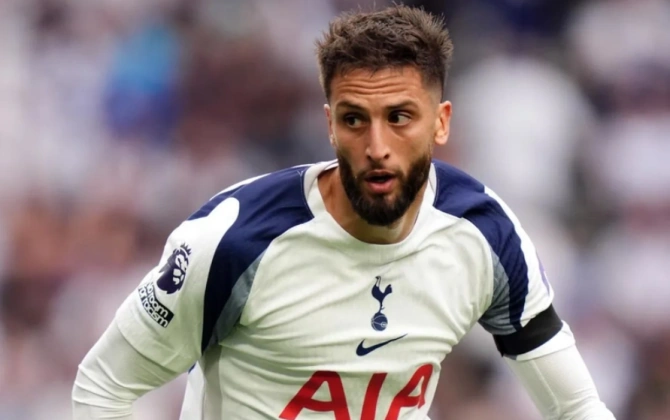 "Tottenhem"in futbolçusu əməliyyat olunub
