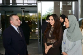 Leyla Əliyeva Maskatda Xərçəngin Kompleks Müalicəsi və Tədqiqatı Mərkəzini ziyarət edib - FOTO