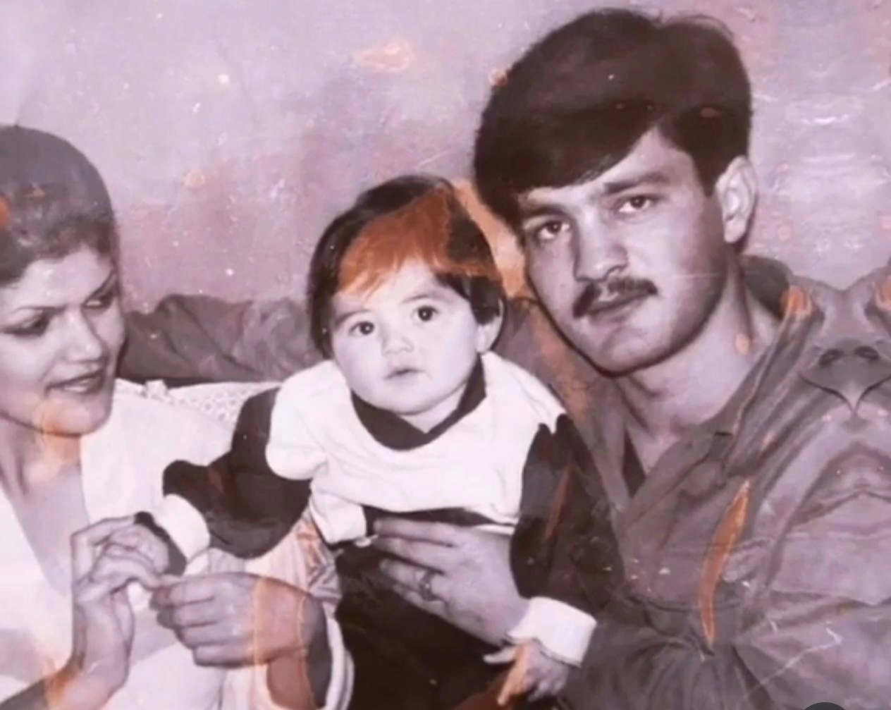 “Kamilin şəhid olduğu yerdə lalələr bitmişdi, indi bizi balaca Kamil yaşadır” - “Sarı komutan”-ın atası-  FOTO+ÖZƏL