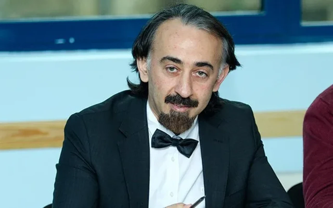 “Qızım mənə “bloqerlər vəkillərdən çox pul qazanır” deyirdi” - Fərhad Mehdiyev
