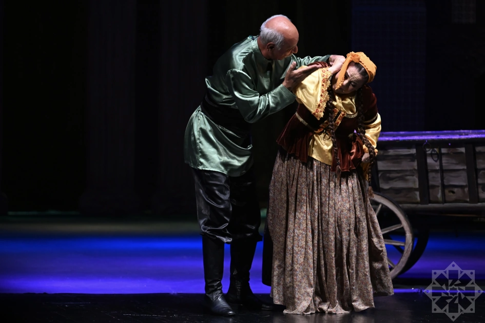 Akademik Musiqili Teatr yeni mövsümə “Arşın mal alan” operettası ilə başlayıb