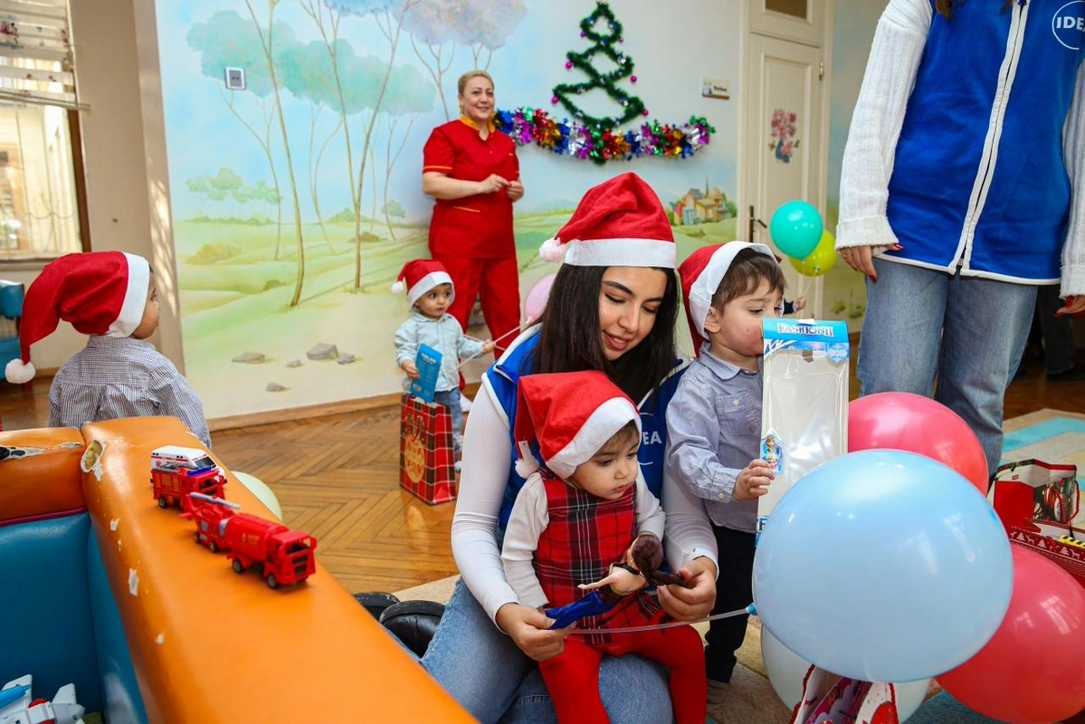 Leyla Əliyevanın təşəbbüsü ilə bir sıra uşaq müəssisələrində Yeni il tədbiri keçirilib - FOTO