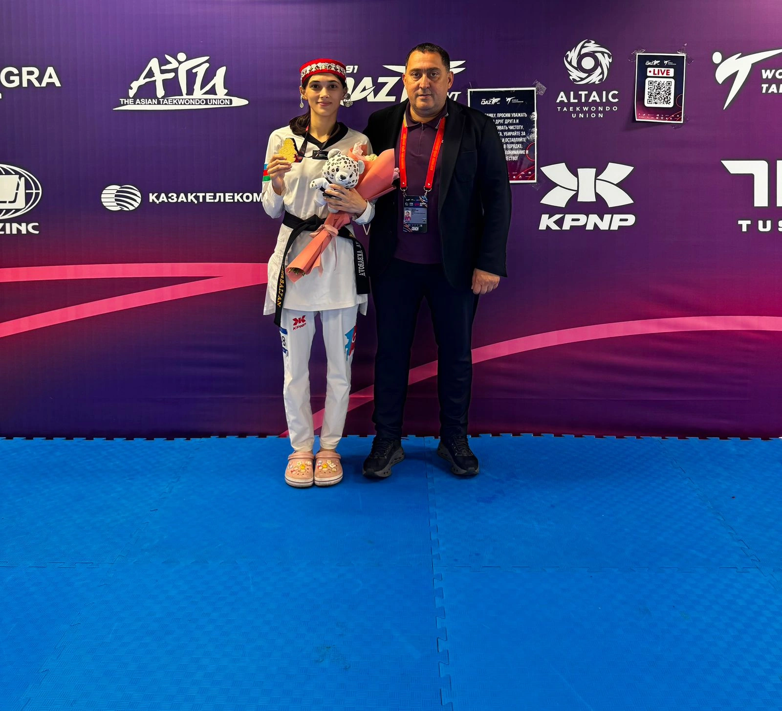 Azərbaycanlı taekvondoçu Astanada qızıl medal qazandı - FOTO