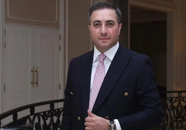 Uşaqların sosial mediada nümayişi: Valideynlər nələrə diqqət etməlidirlər? - FOTO
