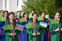 Aşqabadda MAMA “Ana təbiət” beynəlxalq incəsənət sərgisi açılıb - FOTO