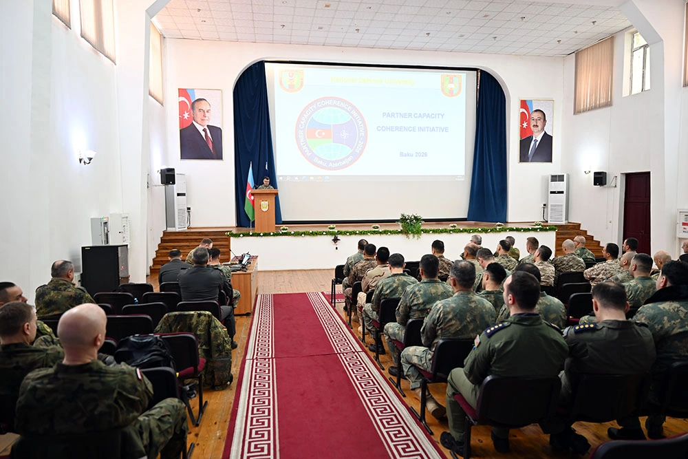 Bakıda NATO-nun təlim kursu keçirilir - FOTO