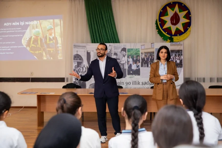 ADY məktəblilər üçün növbəti maarifləndirmə tədbiri keçirdi - FOTOLAR