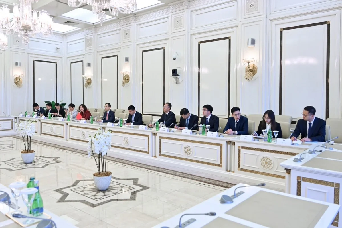 Milli Məclisin sədri Çin Kommunist Partiyasının nümayəndə heyəti ilə görüşüb - FOTO