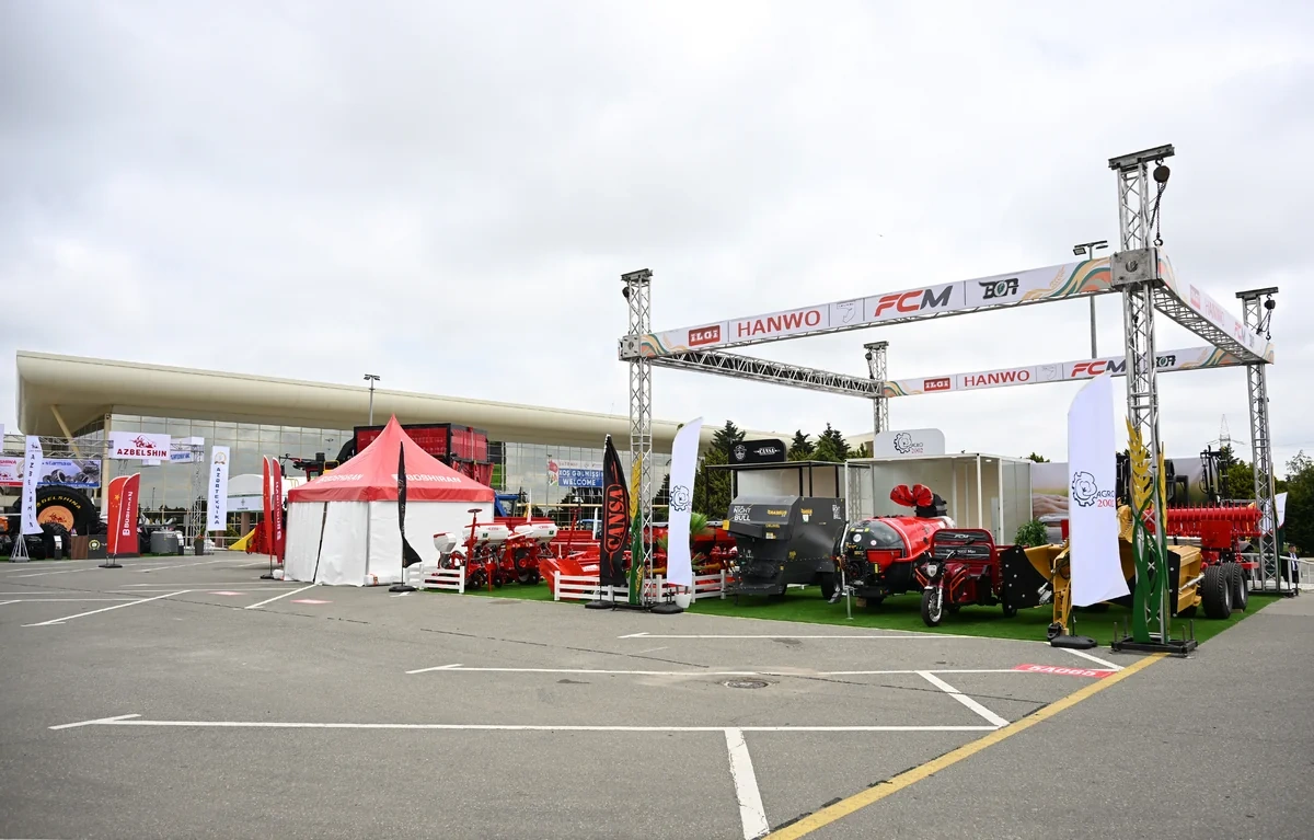 İlham Əliyev 19-cu "Caspian Agro Week" və 31-ci "InterFood Azerbaijan" sərgiləri ilə tanış olub - FOTO - YENİLƏNİB
