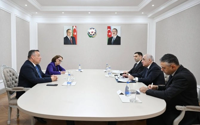 Əli Əsədov Kosta Rikanın Birinci vitse-prezidenti ilə investisiya perspektivlərini müzakirə edib