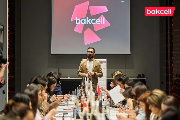 “Bakcell” 8 Martı xanım jurnalistlərlə birgə qeyd edib - FOTO