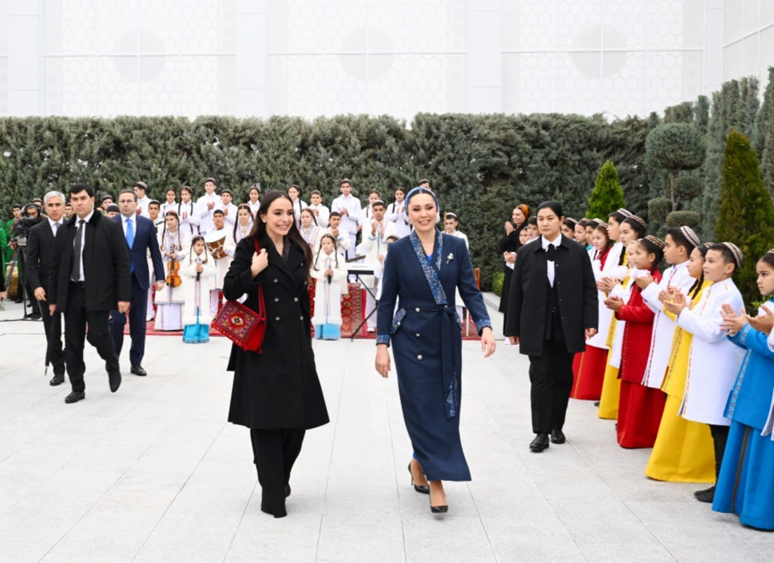 Leyla Əliyeva Türkmənistanda Qayğıya ehtiyacı olan uşaqlara yardım üzrə xeyriyyə Fondunun Avaza filialının açılış mərasimində iştirak edib
